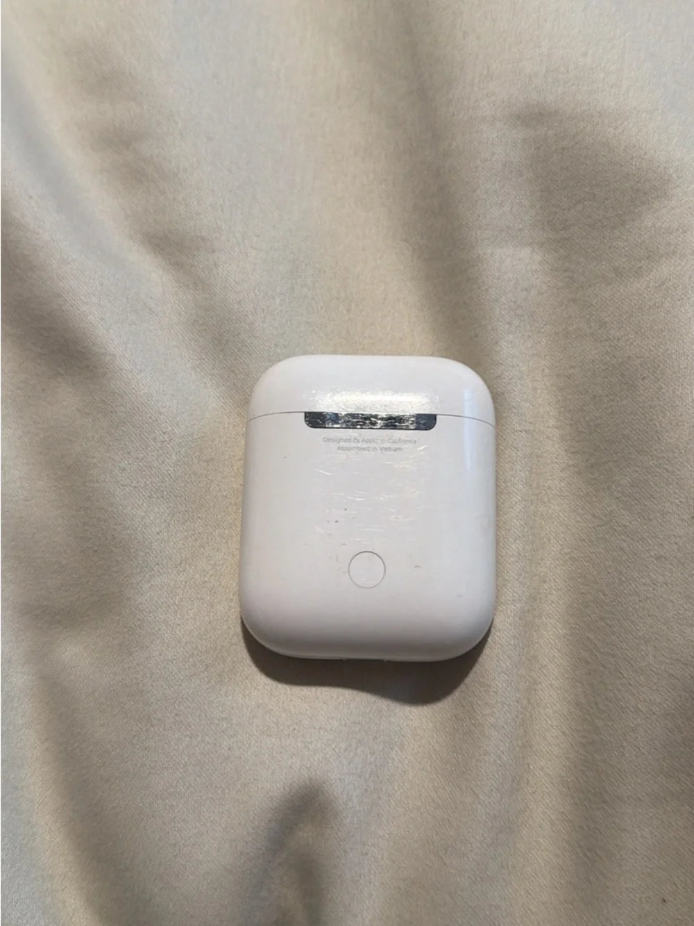 Apple AirPods 2nd Gen Left AirPod + Charging Case